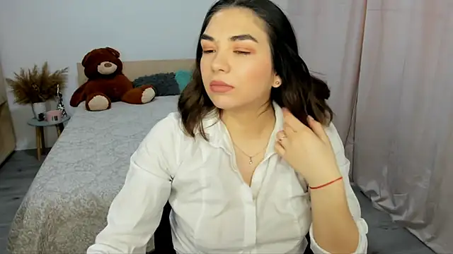 Alexa Dolly12 online show from 03.19.25