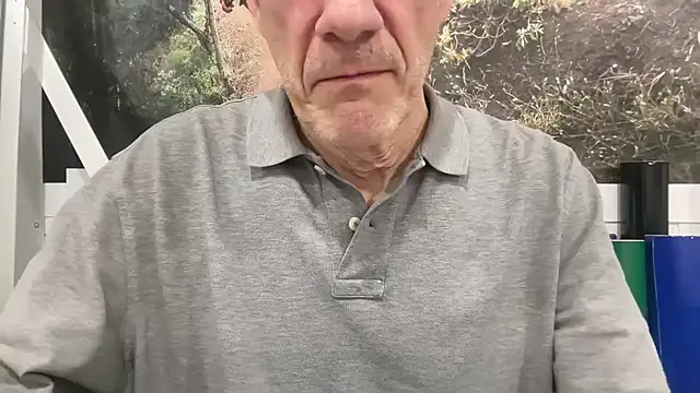 Snapshot of tauromolo chatting on 02.26.26 tauromolo online show from 02.26.26