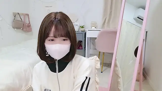 Sayuringo  online show from 01.20.25