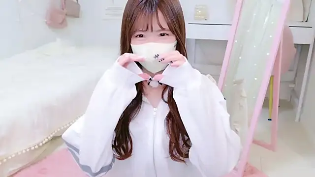 Sayuringo  online show from 03.09.25