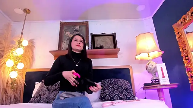 Snapshot of Alice_milf_ chatting on 03.08.25 Alice milf  online show from 03.08.25