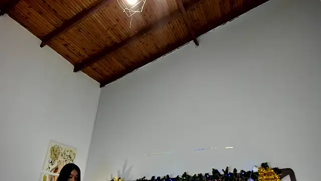 Snapshot of chantall_smith chatting on 12.13.24 chantall smith online show from 12.13.24