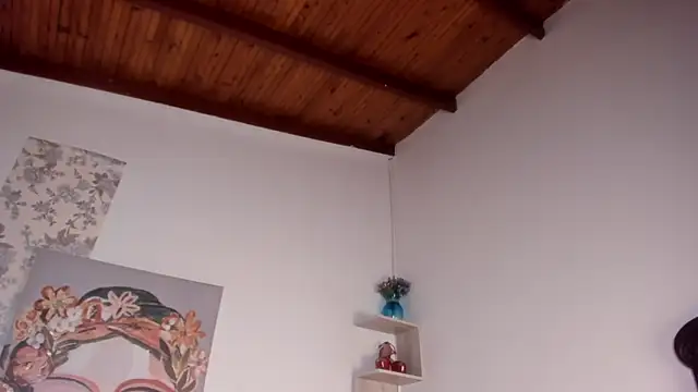 Snapshot of chantall_smith chatting on 02.28.25 chantall smith online show from 02.28.25