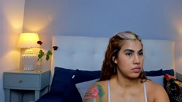 SaraaJhonsonn online show from 09.24.25