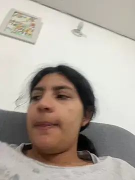 Snapshot of cloe_small chatting on 01.31.25 cloe small online show from 01.31.25