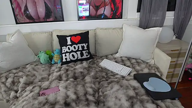 emmagray001 online show from 07.26.26