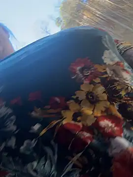 lairarose online show from 11.16.25