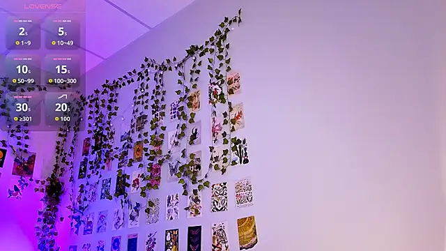 Snapshot of MiaBecky chatting on 04.12.26 MiaBecky online show from 04.12.26