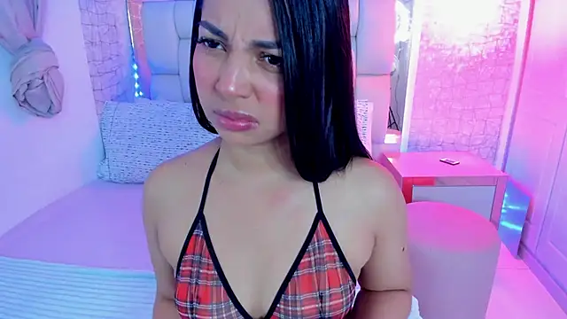 AlexandraaMillerr online show from 12.19.24