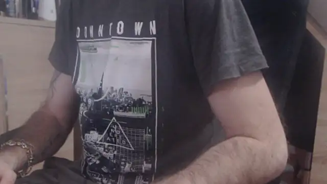 uncutguy01 online show from 01.04.25