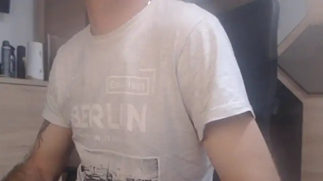 uncutguy01 online show from 02.04.25