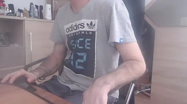 uncutguy01 online show from 02.09.25