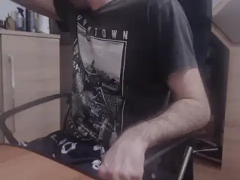 uncutguy01 online show from 02.15.25