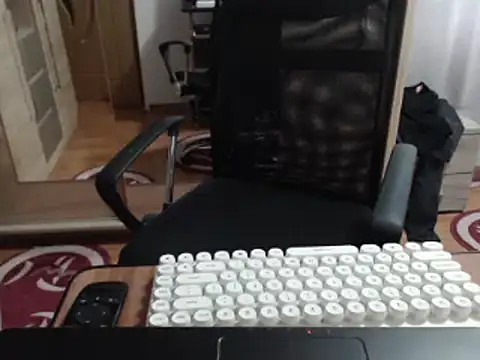 uncutguy01 online show from 03.11.25