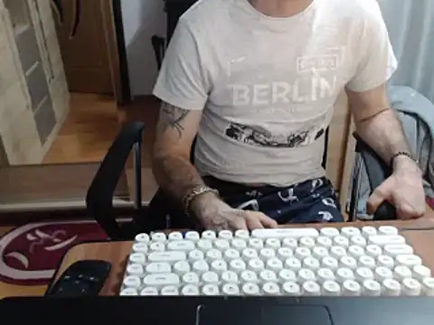 uncutguy01 online show from 03.17.25