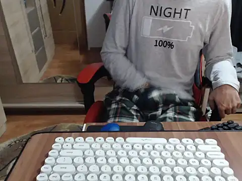 uncutguy01 online show from 10.16.25