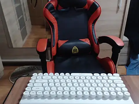 uncutguy01 online show from 10.17.25