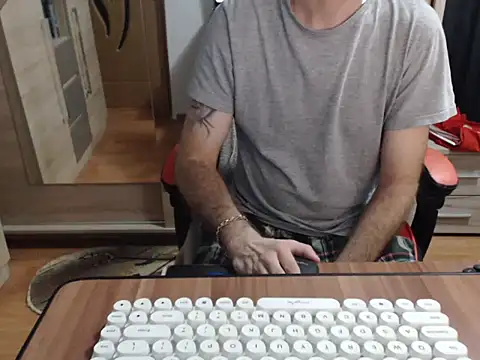 uncutguy01 online show from 10.30.25