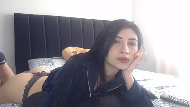Nicolette ks  online show from 01.23.25
