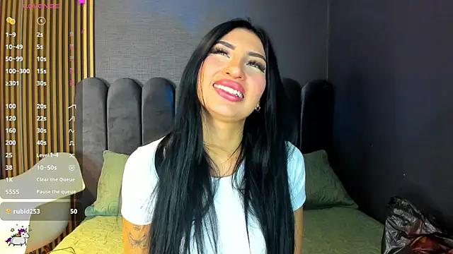 Nicolette ks  online show from 12.04.25