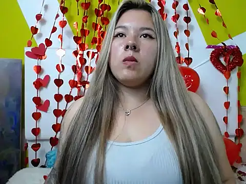 LinaBrowm online show from 02.15.25