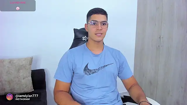 Iamdylan777 online show from 02.03.25