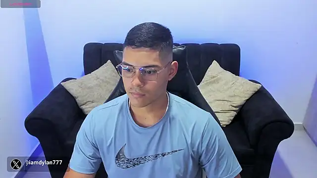 Iamdylan777 online show from 02.10.25