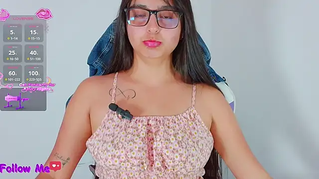 scarlleth  online show from 02.12.26