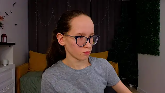 Snapshot of BettyBrowni chatting on 01.16.25 BettyBrowni online show from 01.16.25