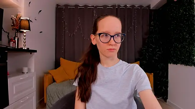 Snapshot of BettyBrowni chatting on 01.21.25 BettyBrowni online show from 01.21.25