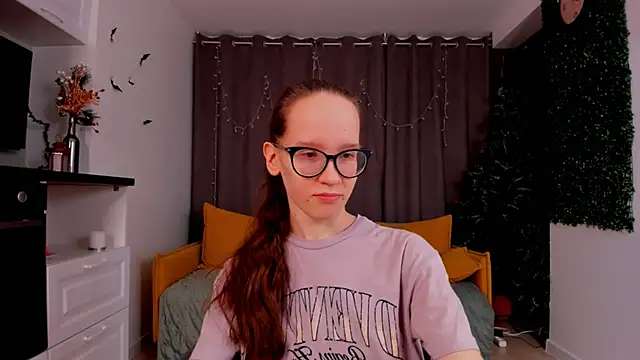 Snapshot of BettyBrowni chatting on 01.23.25 BettyBrowni online show from 01.23.25