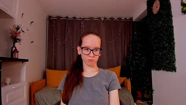 Snapshot of BettyBrowni chatting on 01.25.25 BettyBrowni online show from 01.25.25