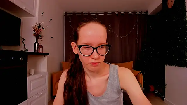 Snapshot of BettyBrowni chatting on 01.27.25 BettyBrowni online show from 01.27.25