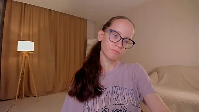 BettyBrowni online show from 10.12.25