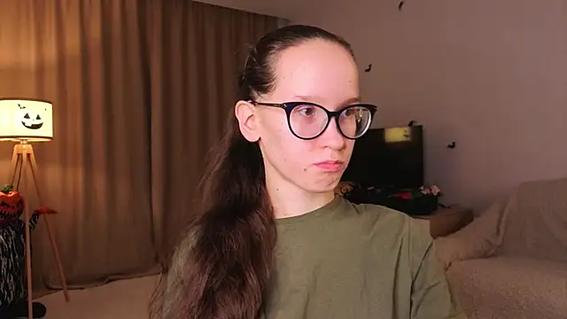 BettyBrowni online show from 11.10.25