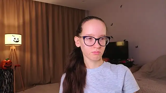 BettyBrowni online show from 11.16.25