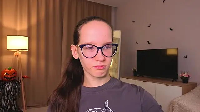 BettyBrowni online show from 11.21.25