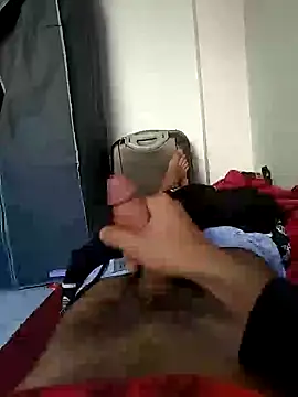 Snapshot of mehdi_haway chatting on 12.17.24 mehdi haway online show from 12.17.24