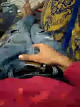 Snapshot of mehdi_haway chatting on 02.16.25 mehdi haway online show from 02.16.25