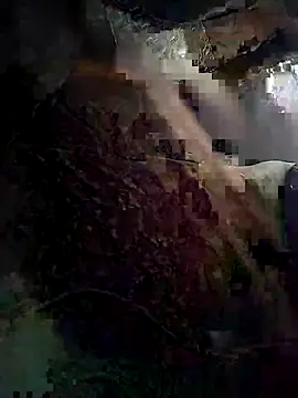 Snapshot of mehdi_haway chatting on 02.27.25 mehdi haway online show from 02.27.25