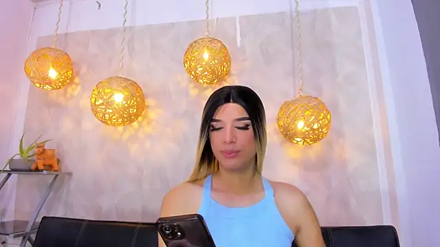 Snapshot of victoria_aleia_ chatting on 01.27.25 victoria aleia online show from 01.27.25