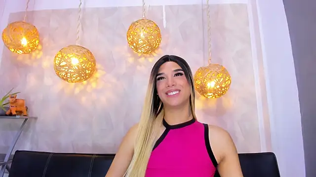 Snapshot of victoria_aleia_ chatting on 01.28.25 victoria aleia online show from 01.28.25