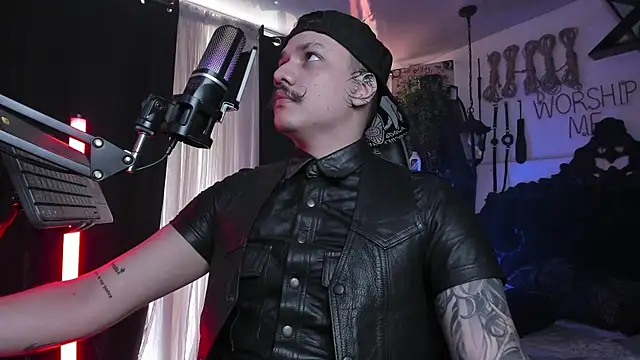 Snapshot of allanhurtss chatting on 01.20.25 allanhurtss online show from 01.20.25