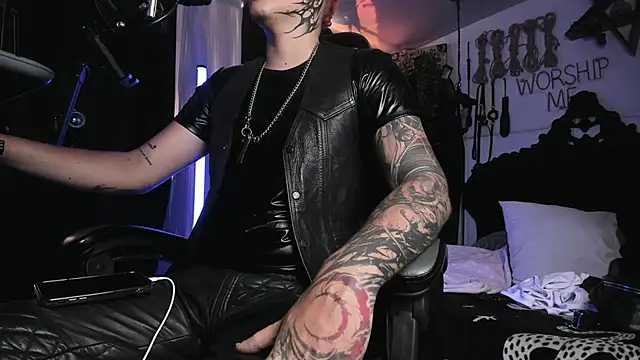 Snapshot of allanhurtss chatting on 03.21.25 allanhurtss online show from 03.21.25