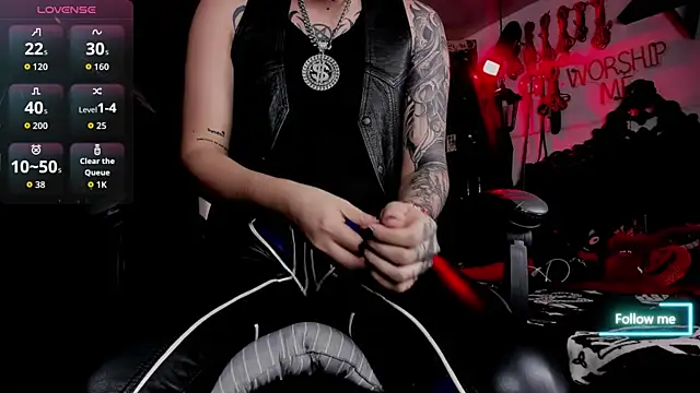 Snapshot of allanhurtss chatting on 09.10.25 allanhurtss online show from 09.10.25