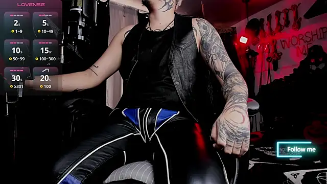 Snapshot of allanhurtss chatting on 09.12.25 allanhurtss online show from 09.12.25