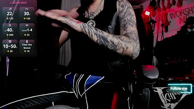 Snapshot of allanhurtss chatting on 09.18.25 allanhurtss online show from 09.18.25