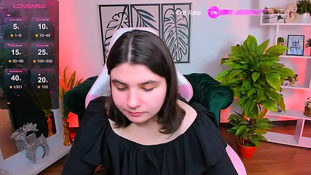 Viola  Shy online show from 01.25.25