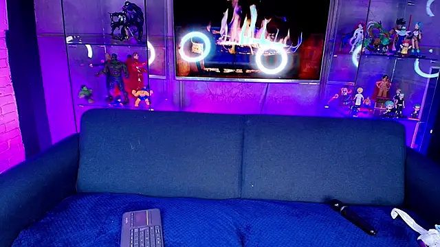 sarah banks1 online show from 02.11.26