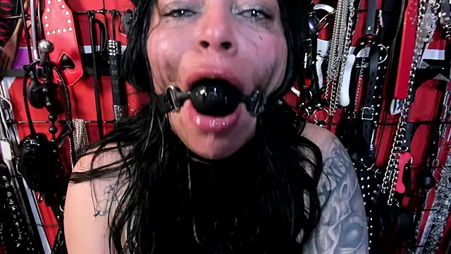 sadistic aradia online show from 03.08.26